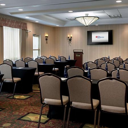 Hilton Garden Inn Riverhead Εξωτερικό φωτογραφία
