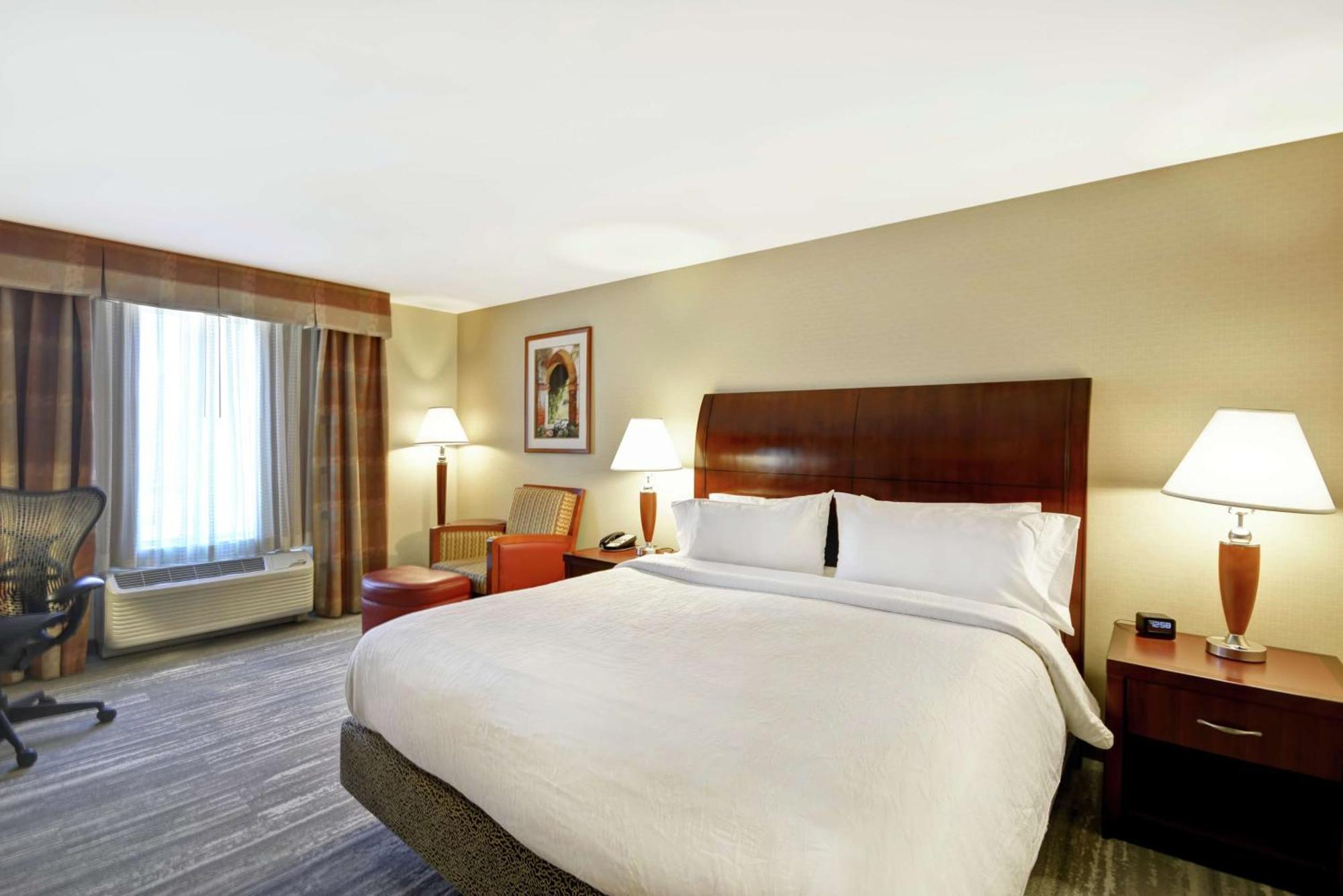 Hilton Garden Inn Riverhead Εξωτερικό φωτογραφία