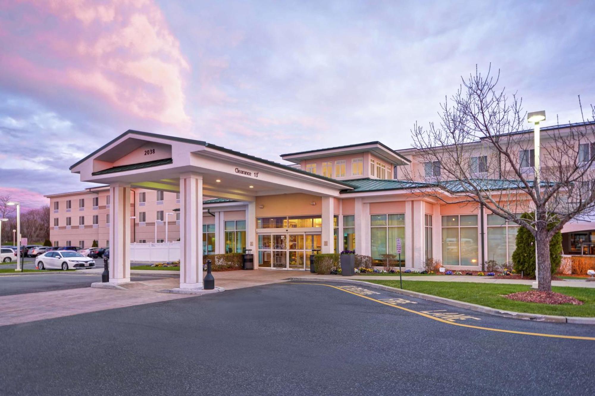 Hilton Garden Inn Riverhead Εξωτερικό φωτογραφία