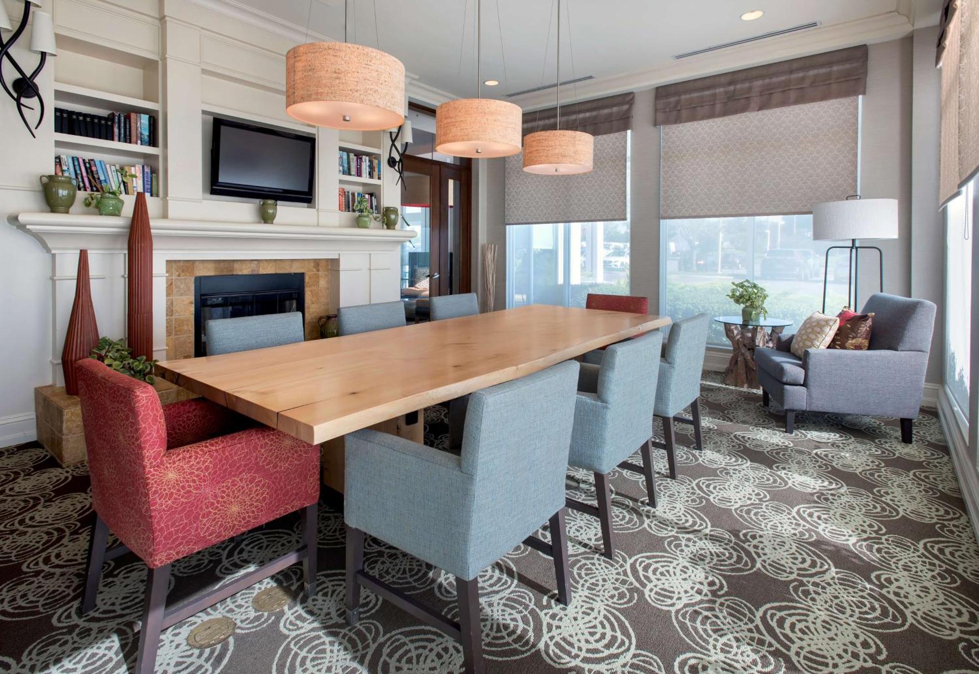Hilton Garden Inn Riverhead Εξωτερικό φωτογραφία